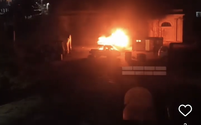 В Рязани в Торговом городке загорелся грузовой автомобиль - 62ИНФО