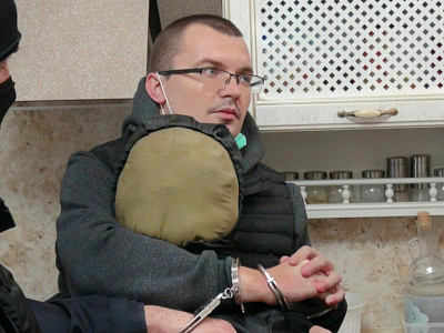 Суд оставил обвиняемого в убийстве жены Александра Логунова под стражей 