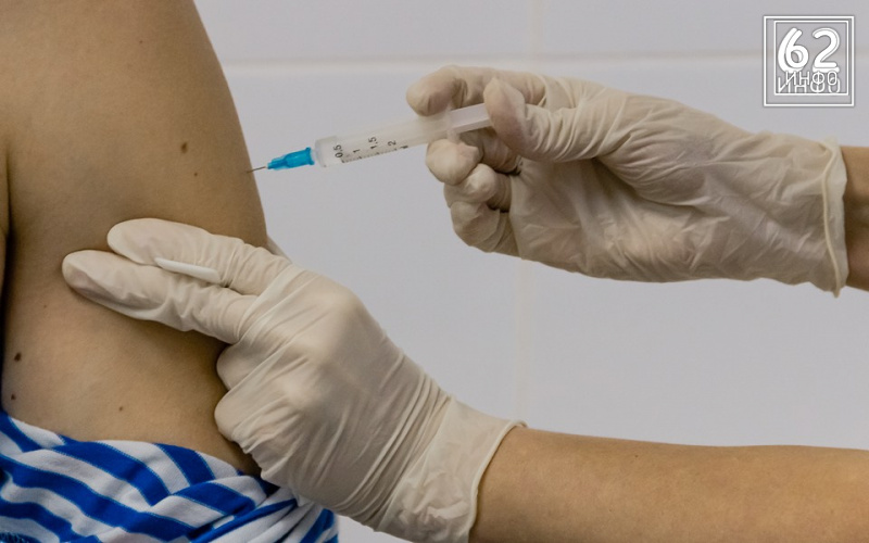 Врач рязанской больницы рассказал, как обезопасить себя от мошенников, предлагающих вакцинацию на дому - 62ИНФО