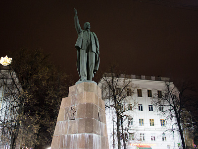 Рязанский краевед предложил перенести памятник с площади Ленина