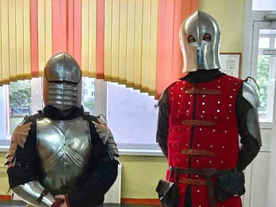 В Рязани на избирательный участок пришли «рыцари»