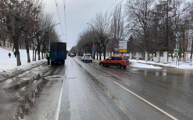 Появились фото с места смертельного наезда на пенсионерку на улице Есенина в Рязани  - 62ИНФО