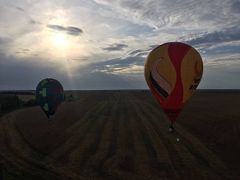 Фоторепортаж: пилоты «Неба России» пролетели на воздушных шарах над Рязанской областью