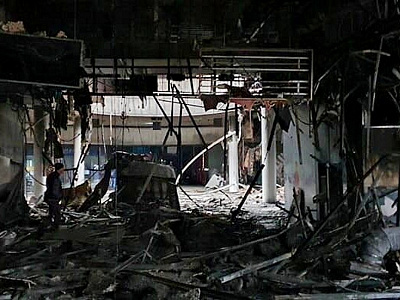 В сети появились фото сгоревшего рязанского «М5 Молла» изнутри