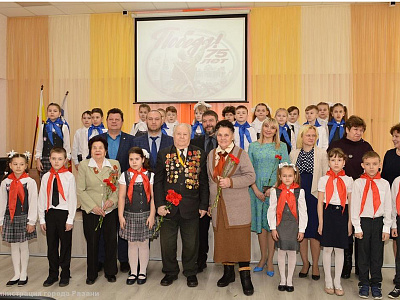 В рязанской школе №60 обновили музей боевой славы