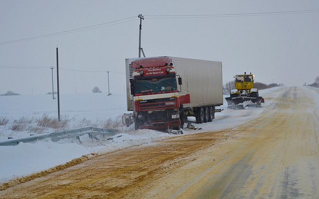 На рязанской трассе произошло два ДТП с участием грузовиков - 62ИНФО