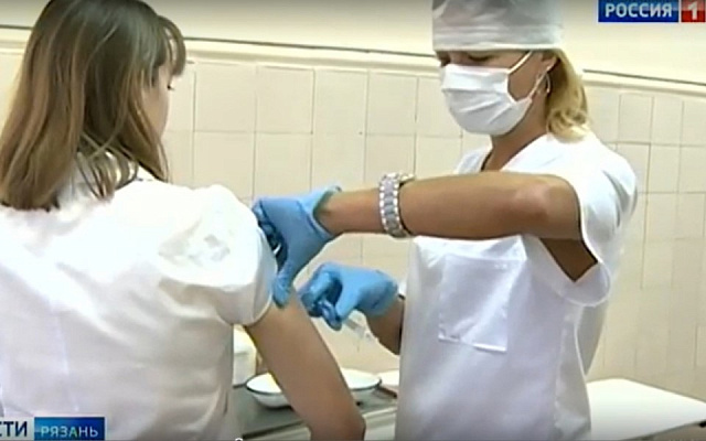 Для рязанцев приготовили около 50 тысяч доз вакцины от коронавируса - 62ИНФО